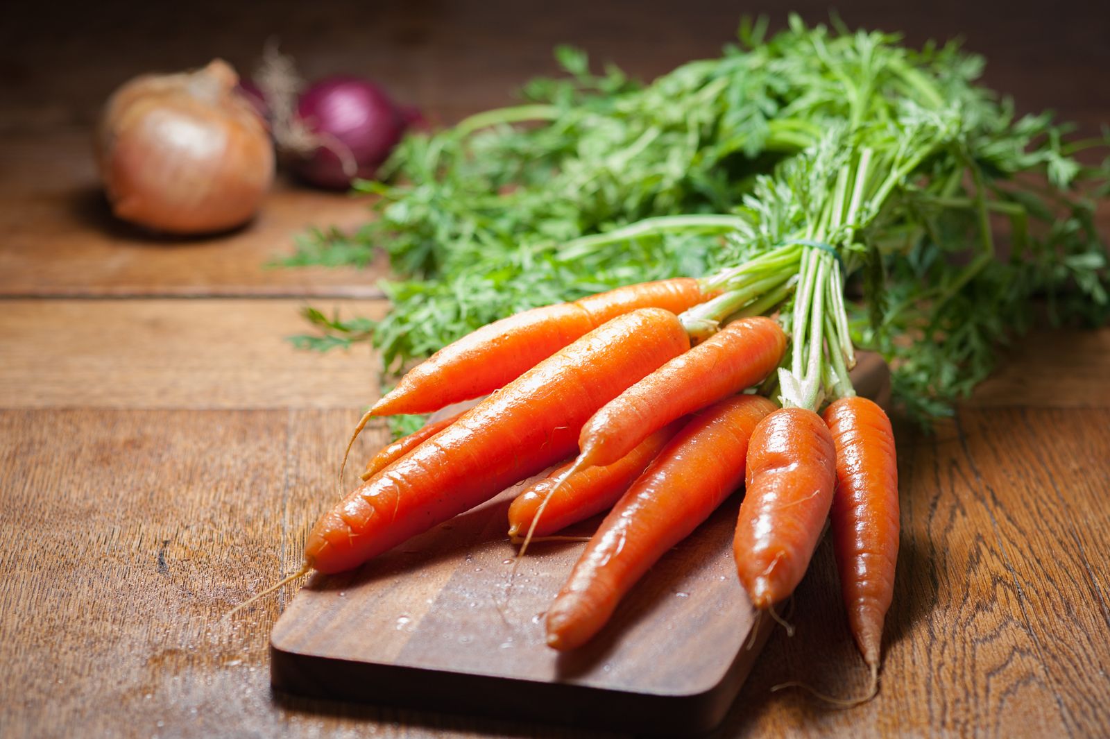 Vitamina A e Genética: Por Que Algumas Pessoas Convertem Mal o Betacaroteno